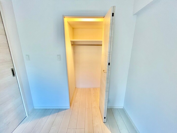 物件内観写真16　(収納)