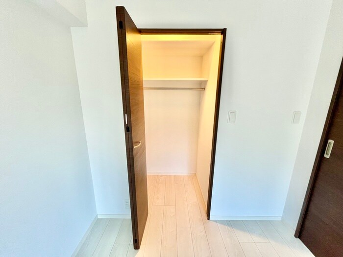 物件内観写真16　(収納)