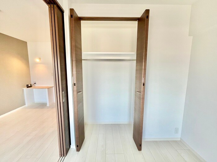物件内観写真16　(収納)