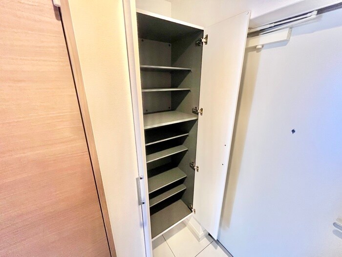 物件内観写真18　(靴箱)