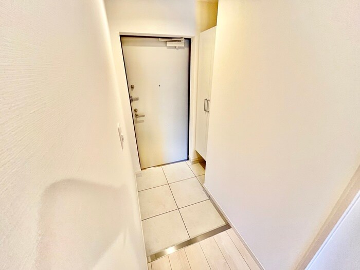 物件内観写真19　(玄関)