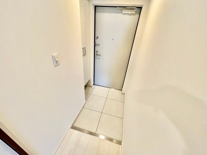 物件内観写真20　(玄関)