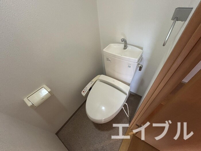 物件内観写真11　(トイレ)