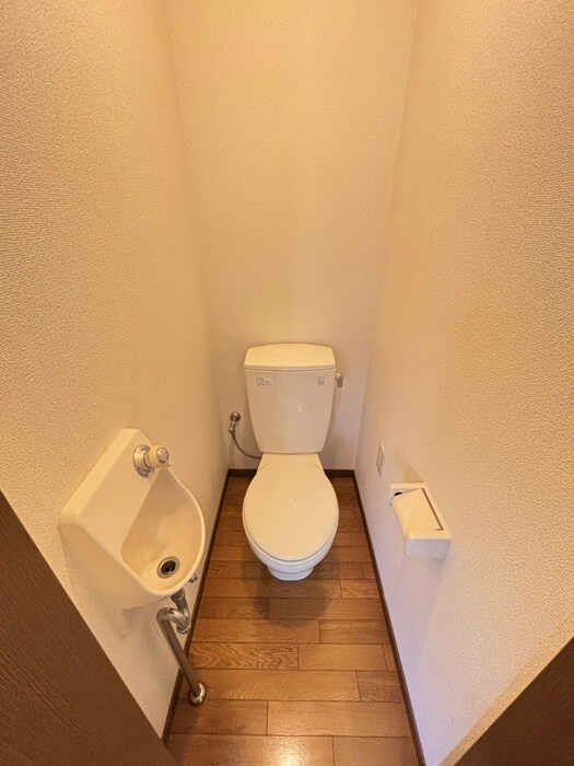 物件内観写真9　(トイレ)