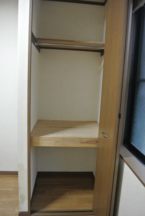 物件内観写真11　(収納)