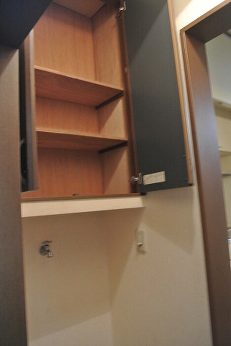 物件内観写真14　(収納)