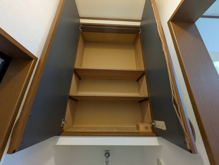 物件内観写真15　(靴箱)