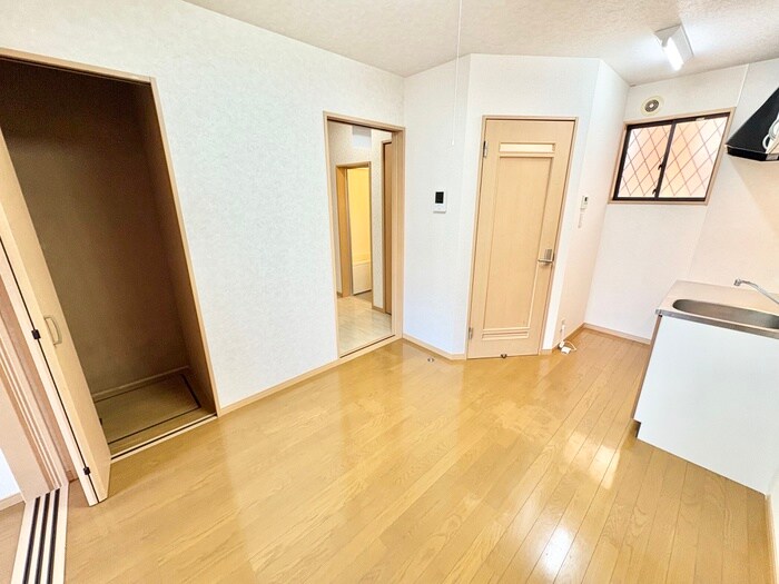 物件内観写真7　(居室)