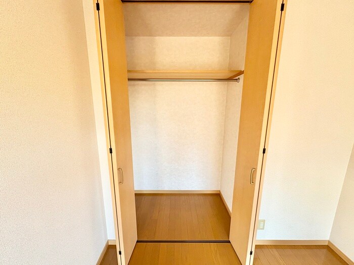 物件内観写真12　(収納)