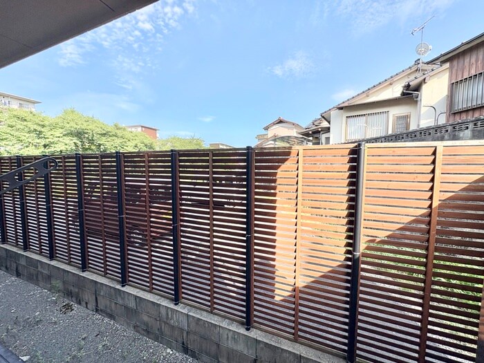 物件内観写真14　(室内からの展望)