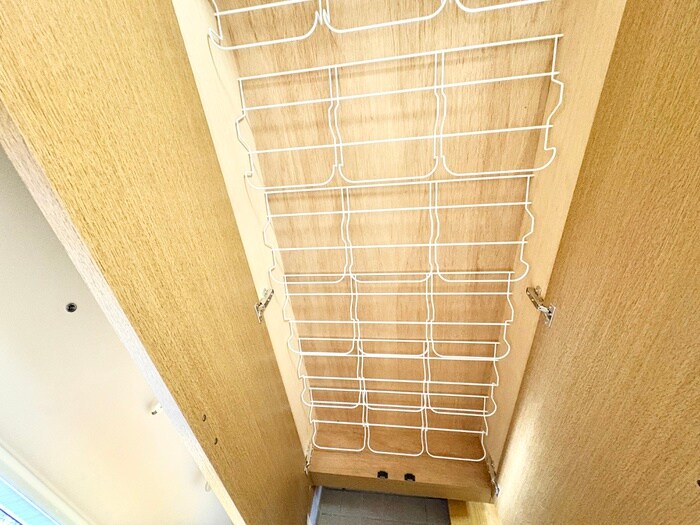 物件内観写真15　(靴箱)