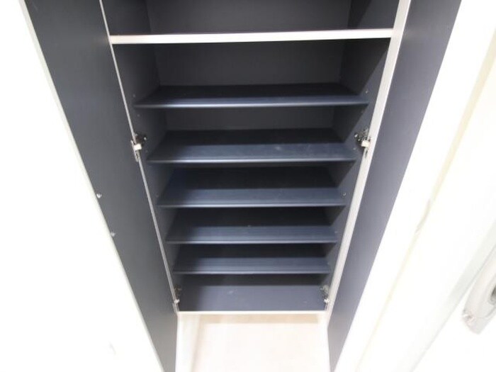 物件内観写真15　(靴箱)