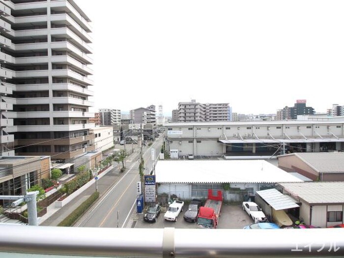 物件内観写真22　(室内からの展望)