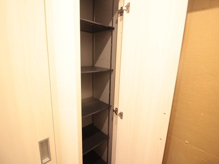 物件内観写真16　(靴箱)
