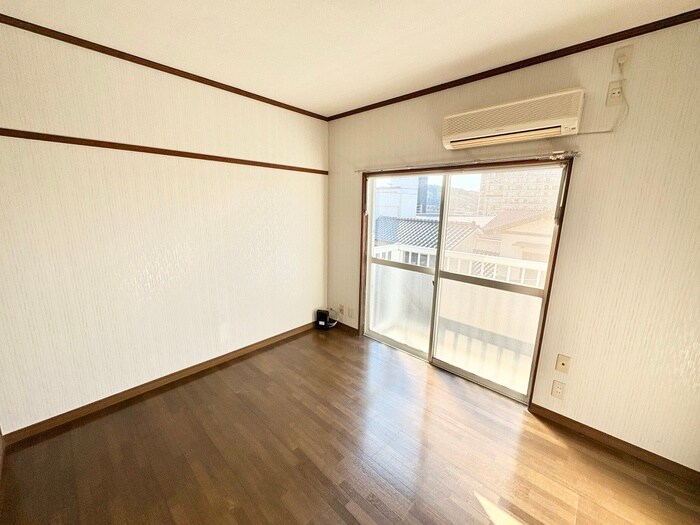 物件内観写真5　(居室)