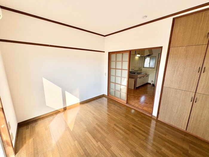 物件内観写真6　(居室)