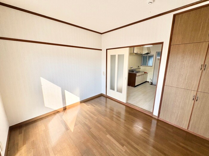 物件内観写真6　(居室)