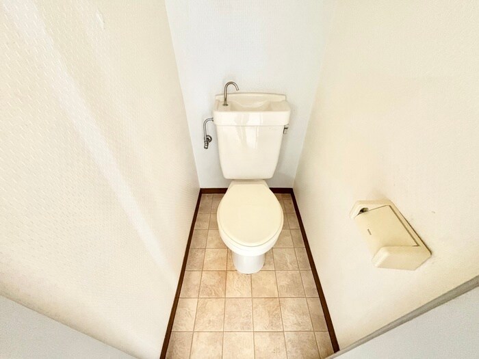 物件内観写真10　(トイレ)