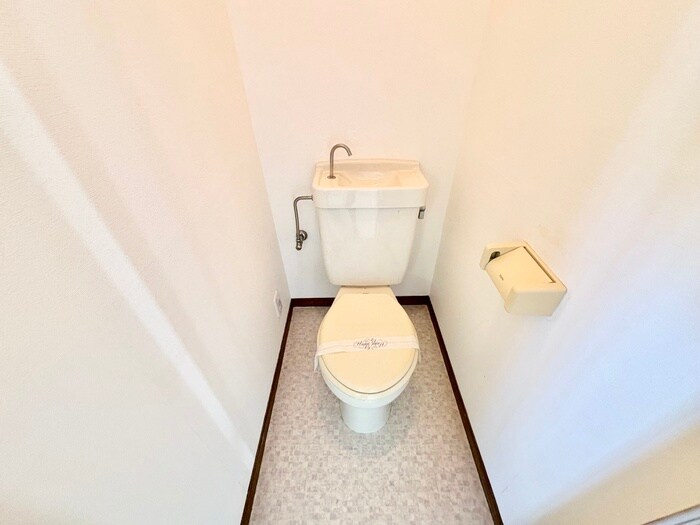 物件内観写真10　(トイレ)