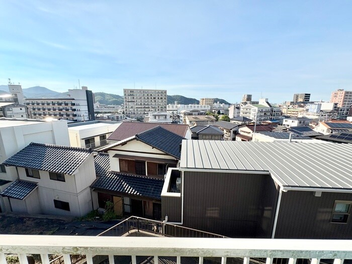 物件内観写真13　(室内からの展望)