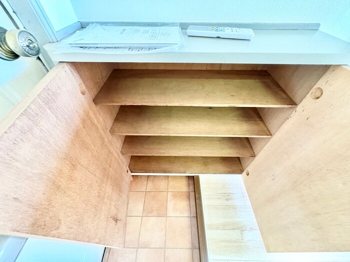 物件内観写真14　(靴箱)
