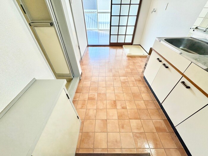 物件内観写真17　(廊下)