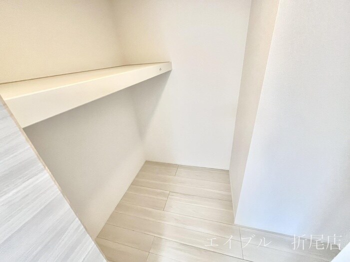 物件内観写真12　(収納)