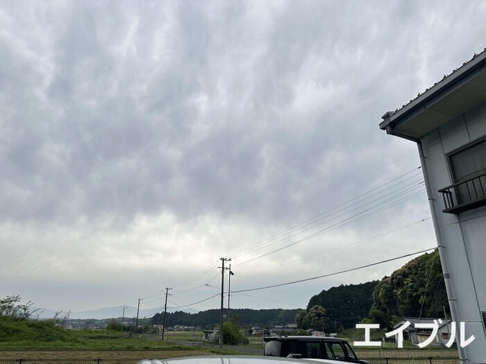 物件内観写真15　(室内からの展望)