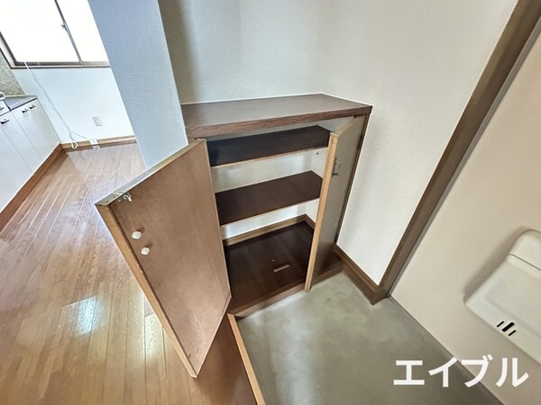靴箱