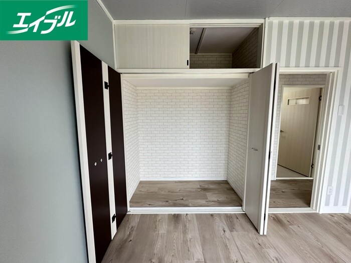 物件内観写真13　(収納)