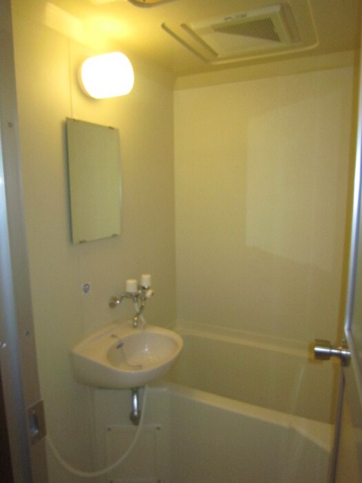 物件内観写真5　(洗面)