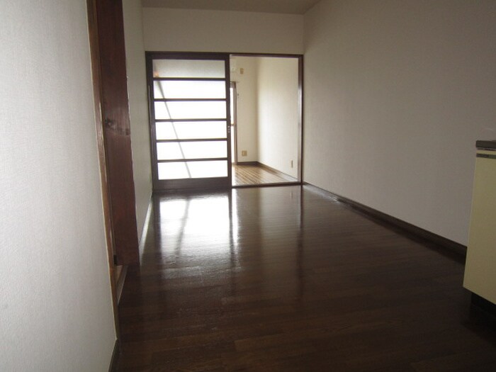 物件内観写真9　(居室)