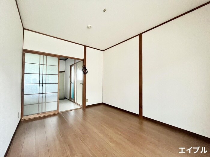 物件内観写真7　(居室)