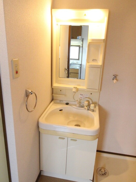 物件内観写真12　(洗面)