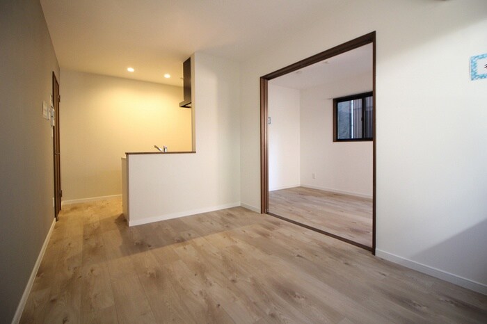 物件内観写真4　(居室)