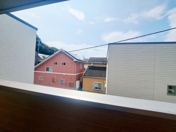 物件内観写真16　(室内からの展望)