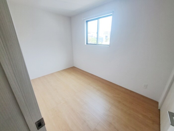 物件内観写真17　(居室)