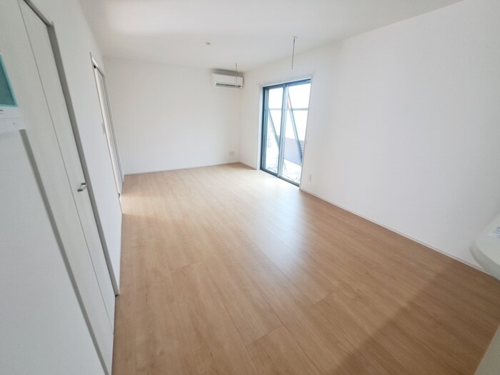 物件内観写真18　(居室)