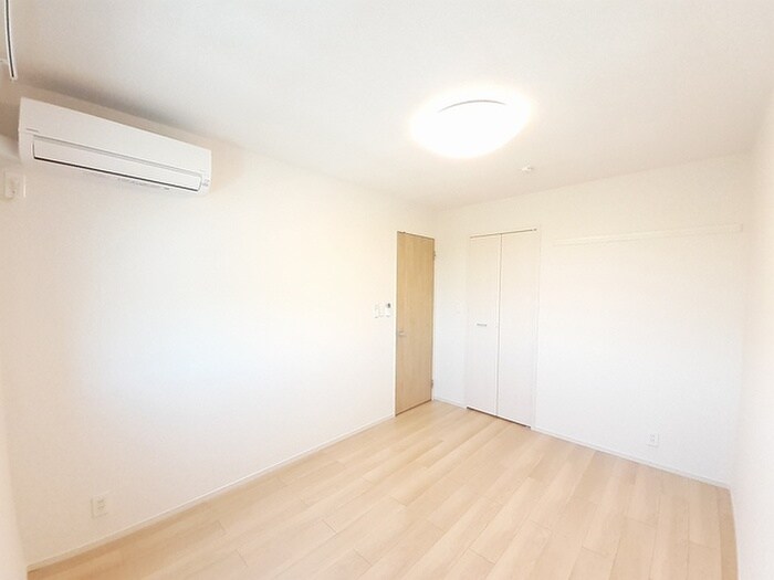 物件内観写真4　(内観写真)