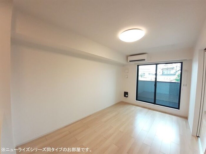 物件内観写真9　(居室)