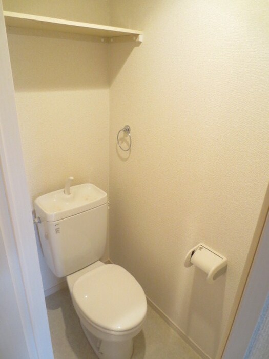 物件内観写真8　(トイレ)
