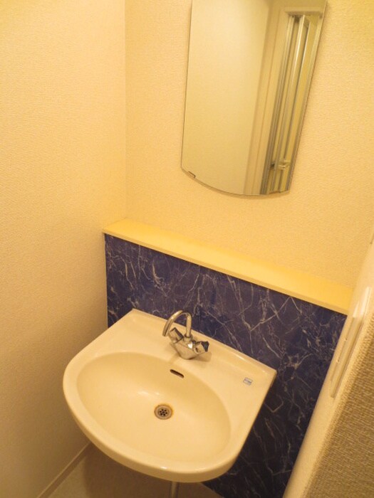 物件内観写真9　(洗面)