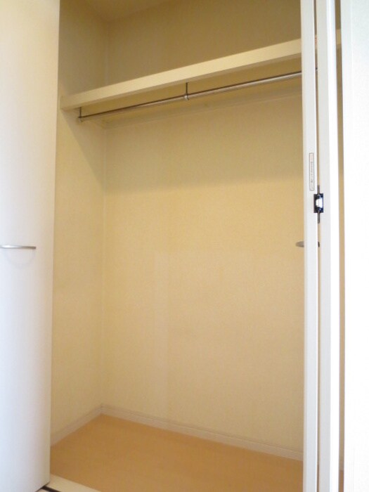 物件内観写真11　(収納)