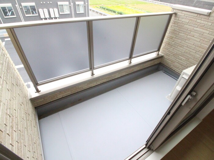 物件内観写真13　(ベランダ・バルコニー)