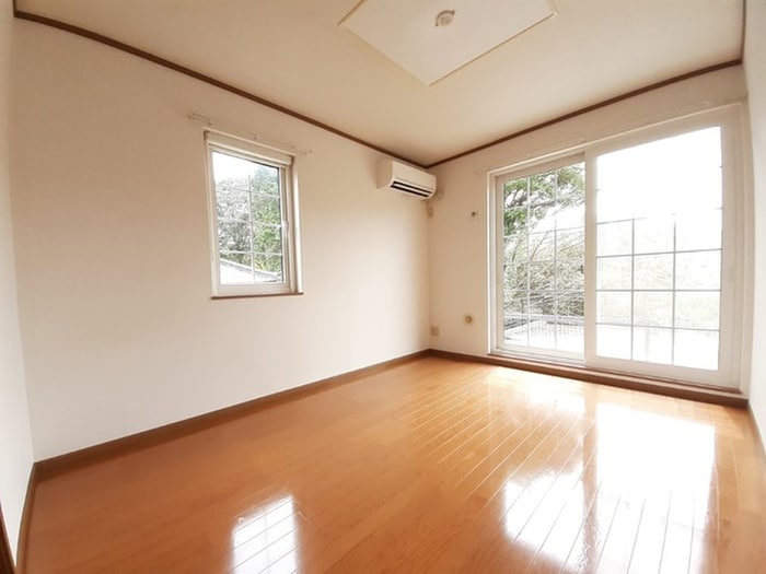 物件内観写真13　(居室)