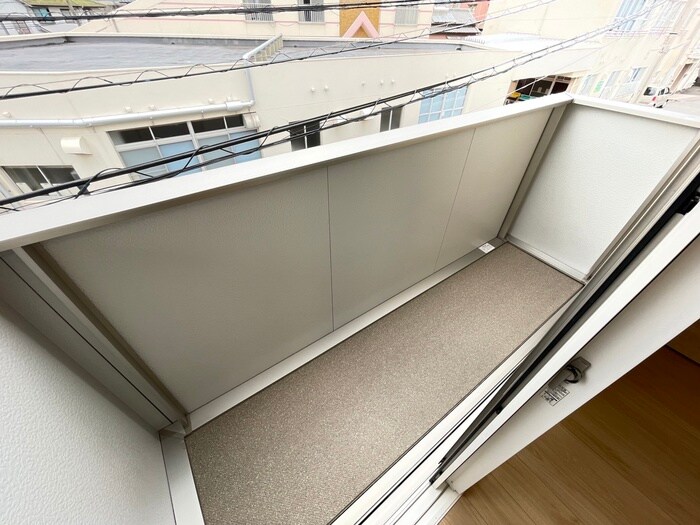 物件内観写真14　(ベランダ・バルコニー)