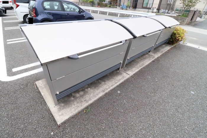 物件外観写真4　(建物設備)