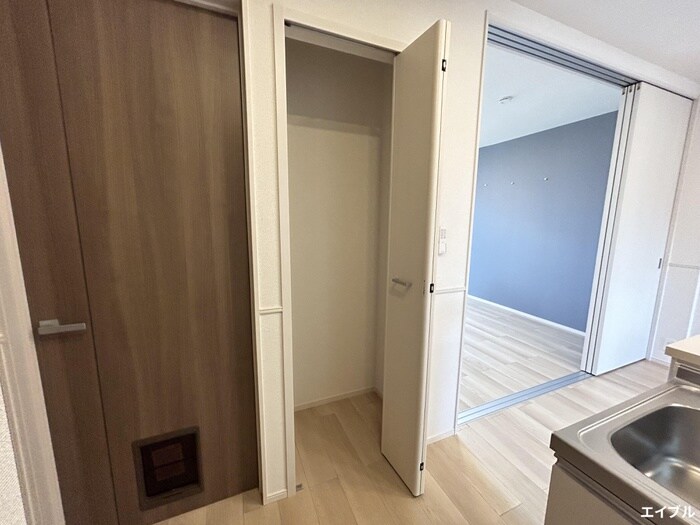 物件内観写真14　(収納)