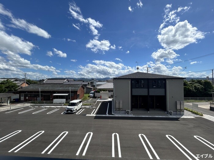 物件内観写真17　(室内からの展望)