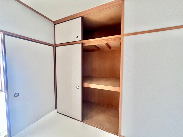 物件内観写真10　(収納)